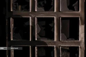 هتک حرمت مسجد شهید بهشتی تهران
