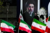 آیت الله سید مجتبی خامنه‌ای ؛شخصیتی جامع نگر و آشنا با الزامات هدایت کشور است