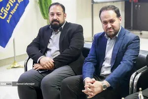 محمدصادق افراسیابی معاون راهبردی و عضو هیات مدیره بنیاد ملی بازی&zwnj;های رایانه&zwnj;ای و احسان هوشیارگر مدیر ارتباطات و امور بین&zwnj;الملل بنیاد ملی بازی&zwnj;های رایانه&zwnj;ای