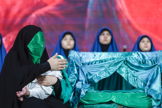 مراسم شیرخوارگان حسینی در مصلی امام خمینی(ره)