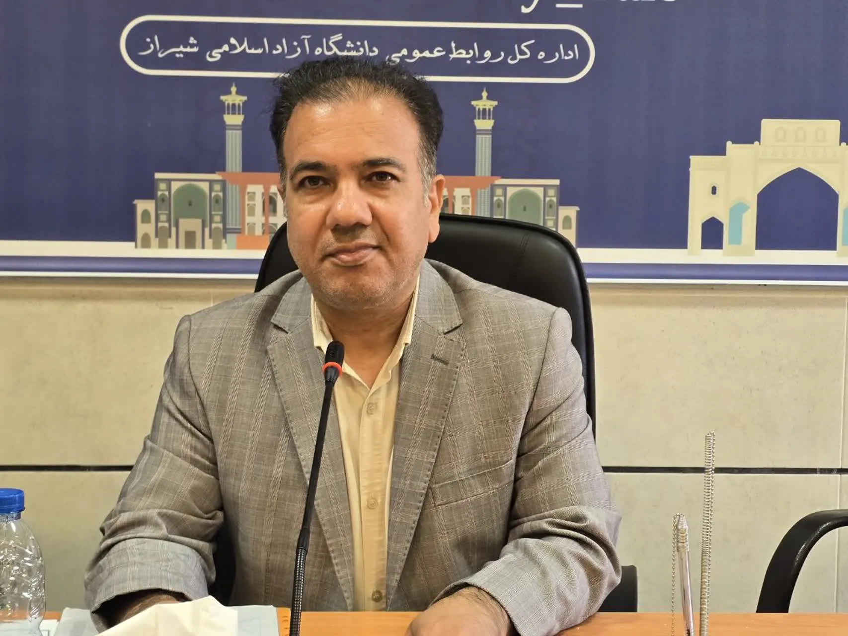 خسرو کدخدایی