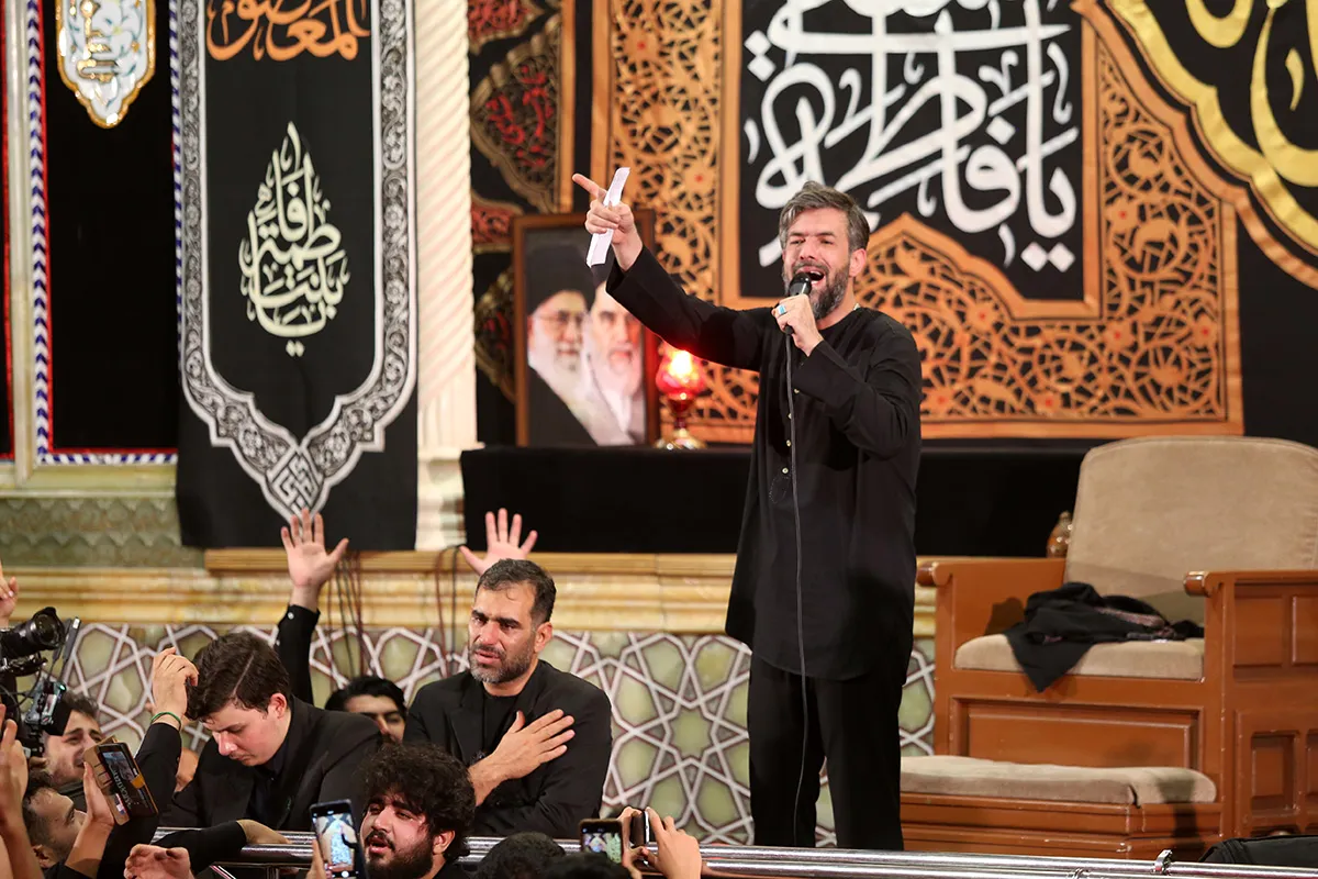 حسین ستوده