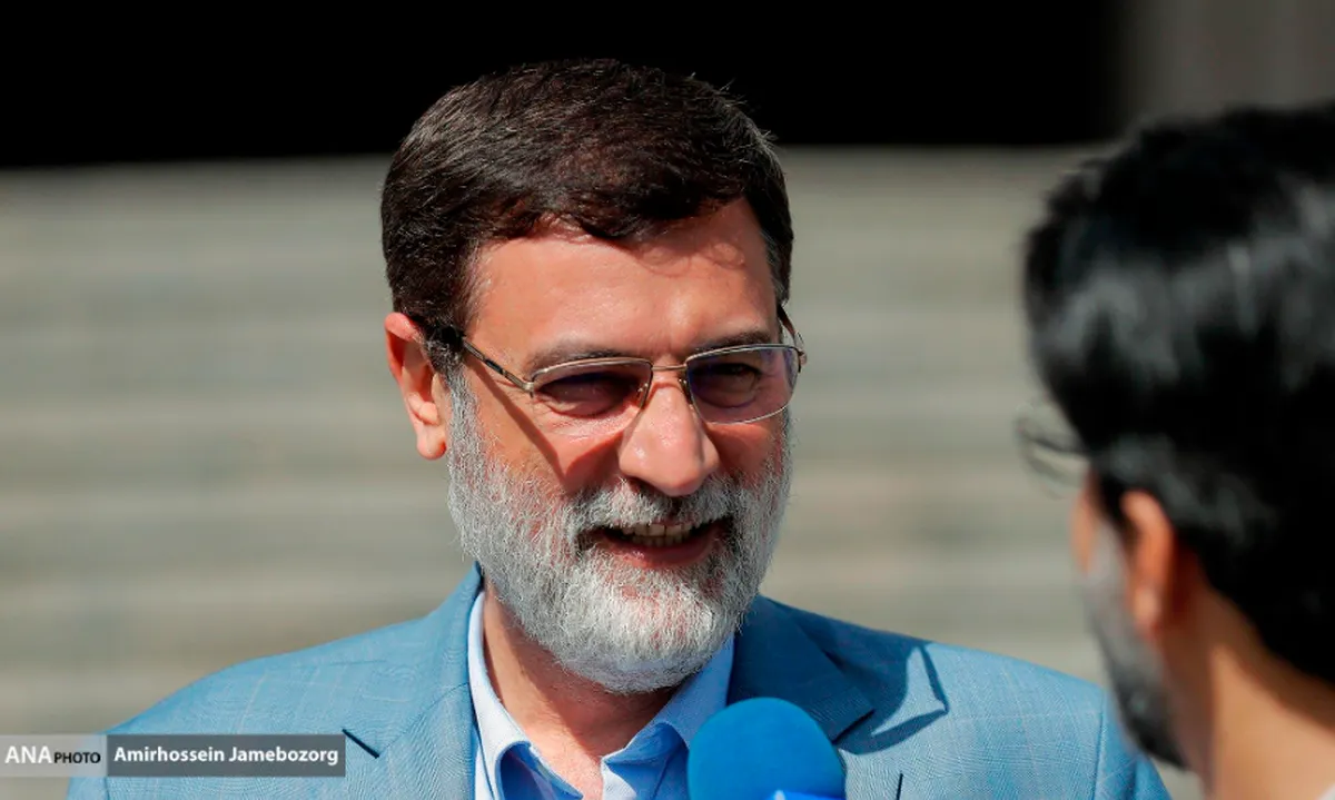 بدهی خود را به دانشگاه آزاد به‌تدریج پرداخت می‌کنیم