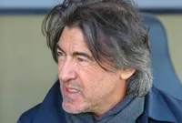 ساپینتو: پیروزی بر شمس آذر خوشحالی ندارد/ با از دست دادن موقعیت ها بازی را کشتیم