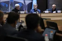 انتقاد عارف از وضعیت معیشت اساتید؛ ادامه این روند به مهاجرت بیشتر نخبگان منجر می‌شود