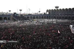 مراسم اقامه نماز بر پیکر امام شهید امت