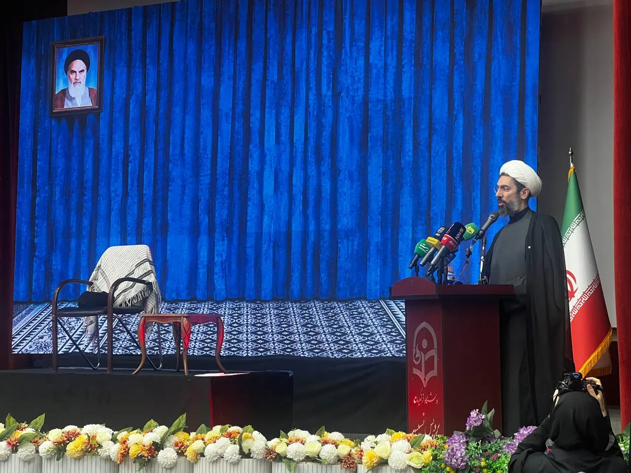 نماینده مقام معظم رهبری در دانشگاه‌ها