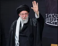 بگیر از من جا مانده از شهیدان، دست