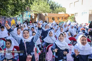 آغاز سال تحصیلی جدید با حضور فرمانده انتظامی تهران بزرگ