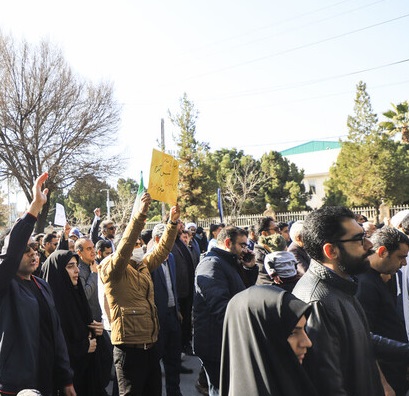 راهپیمایی سراسری در ایران اسلامی؛ ملت ایران با حضور حماسی اقدامات اغتشاشگران مسلح را محکوم کردند