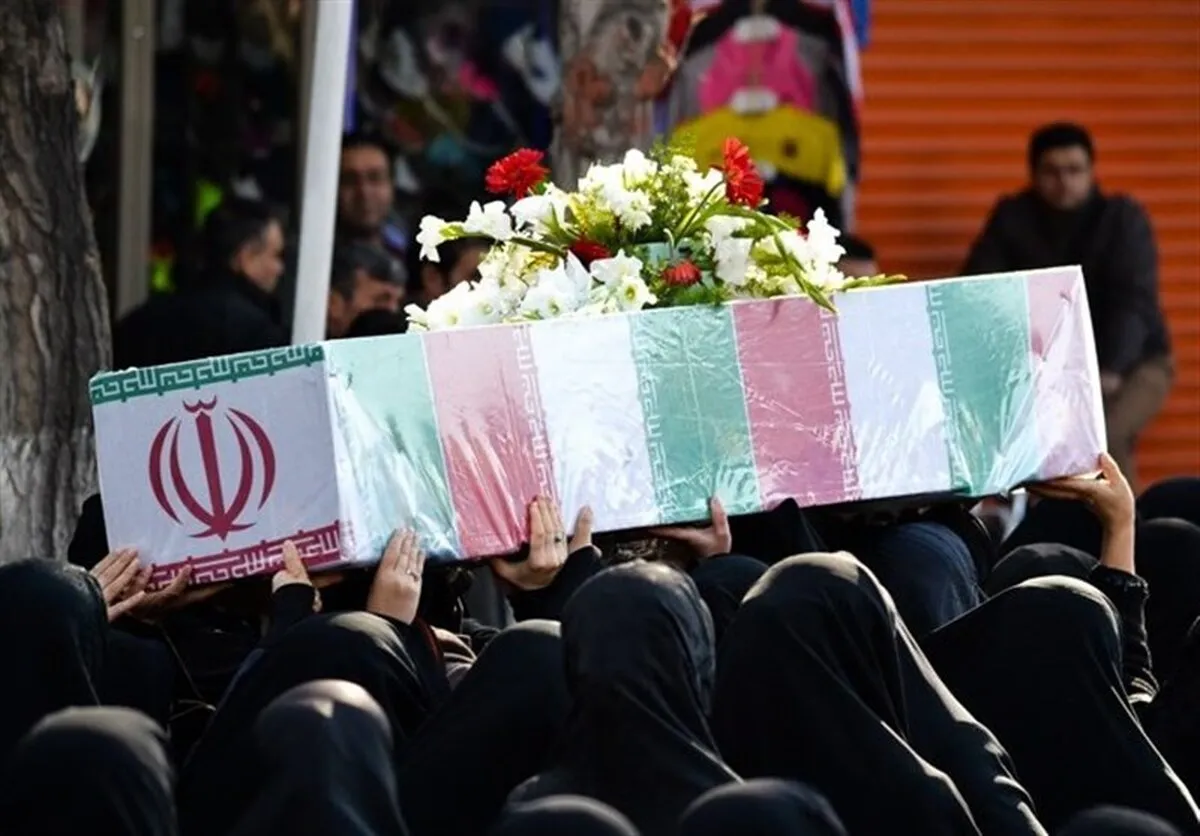فیلم| استقبال دانشگاهیان دانشگاه آزاد دزفول از پیکر مطهر شهید گمنام