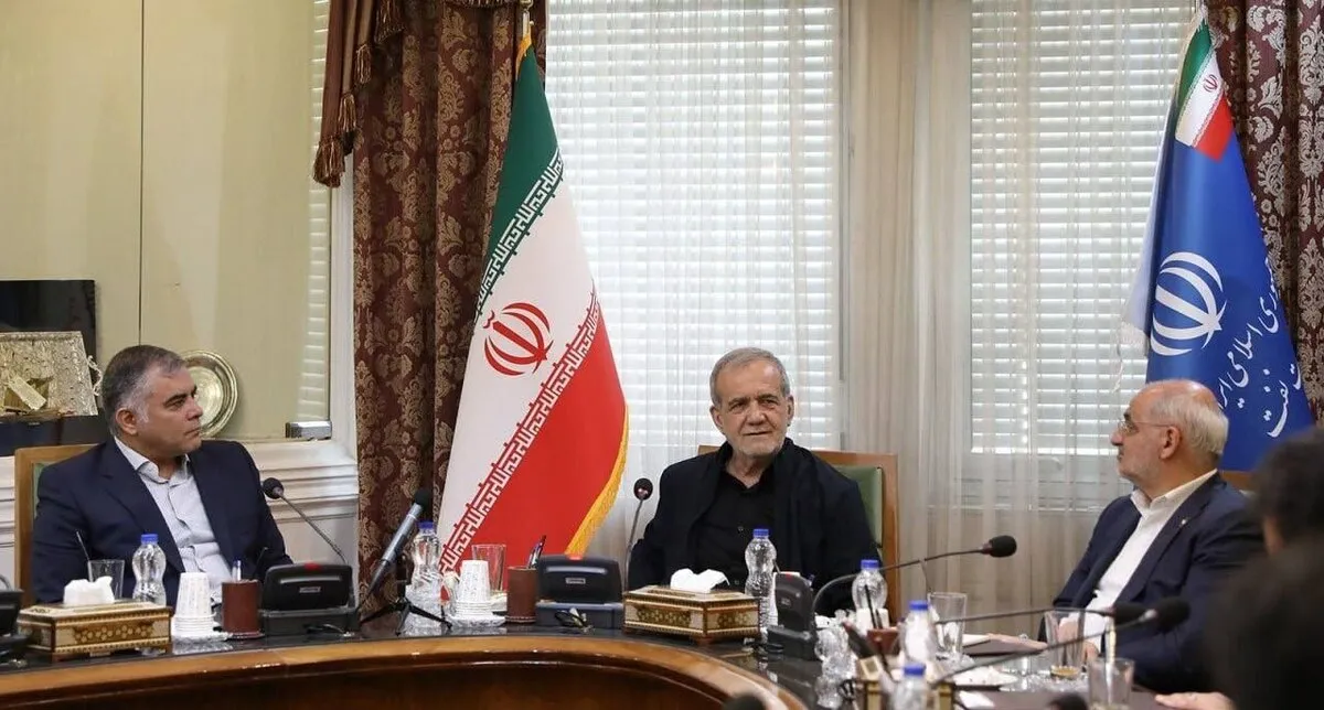 دیدار سرزده پزشکیان از وزارت نفت/ قدردانی از عملکرد ۱۲ روزه در مدیریت جنگ