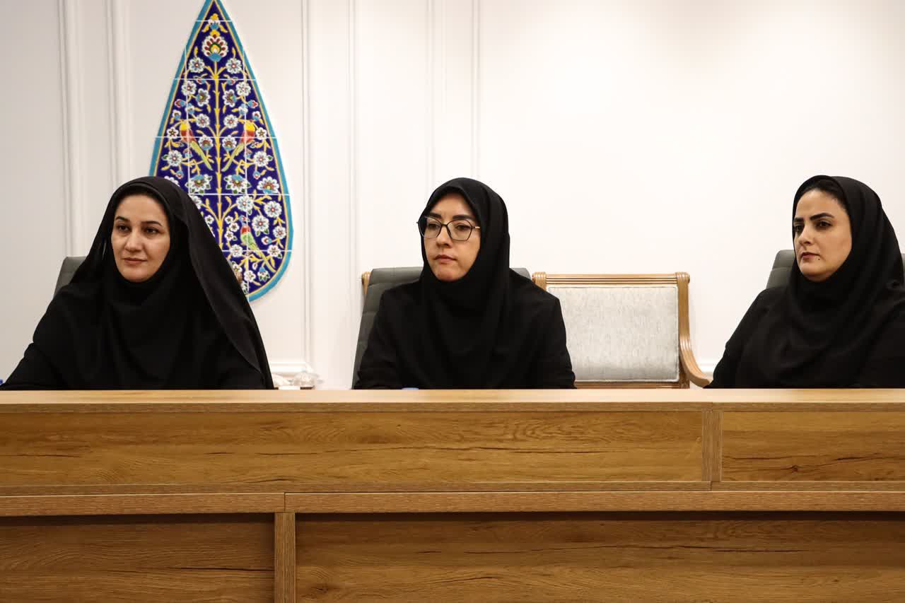 رتبه نخست دانشگاه آزاد اسلامی واحد یزد در جشنواره فرهیختگان؛ شکستن رکورد‌های علمی و فناورانه