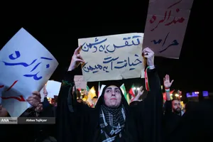 اجتماع مردمی در حمایت از رزمندگان اسلام و وداع با سردار شهید خادمی