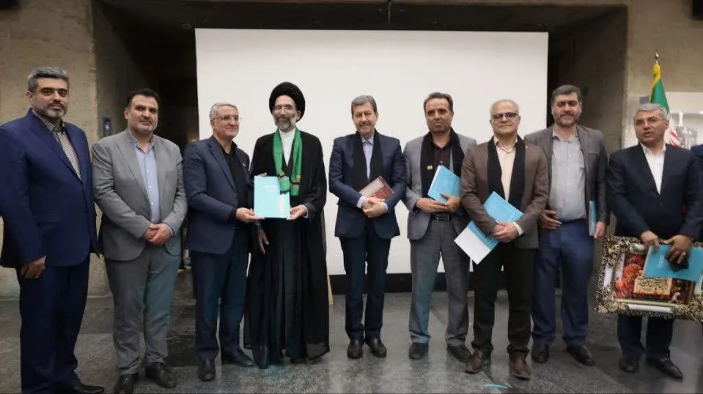 محتشم کاشانی