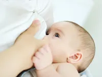 «شیر مادر» در سلامت مادر و فرزند موثر است/با ارزش‌ترین وعده غذایی تا قبل از یکسالگی