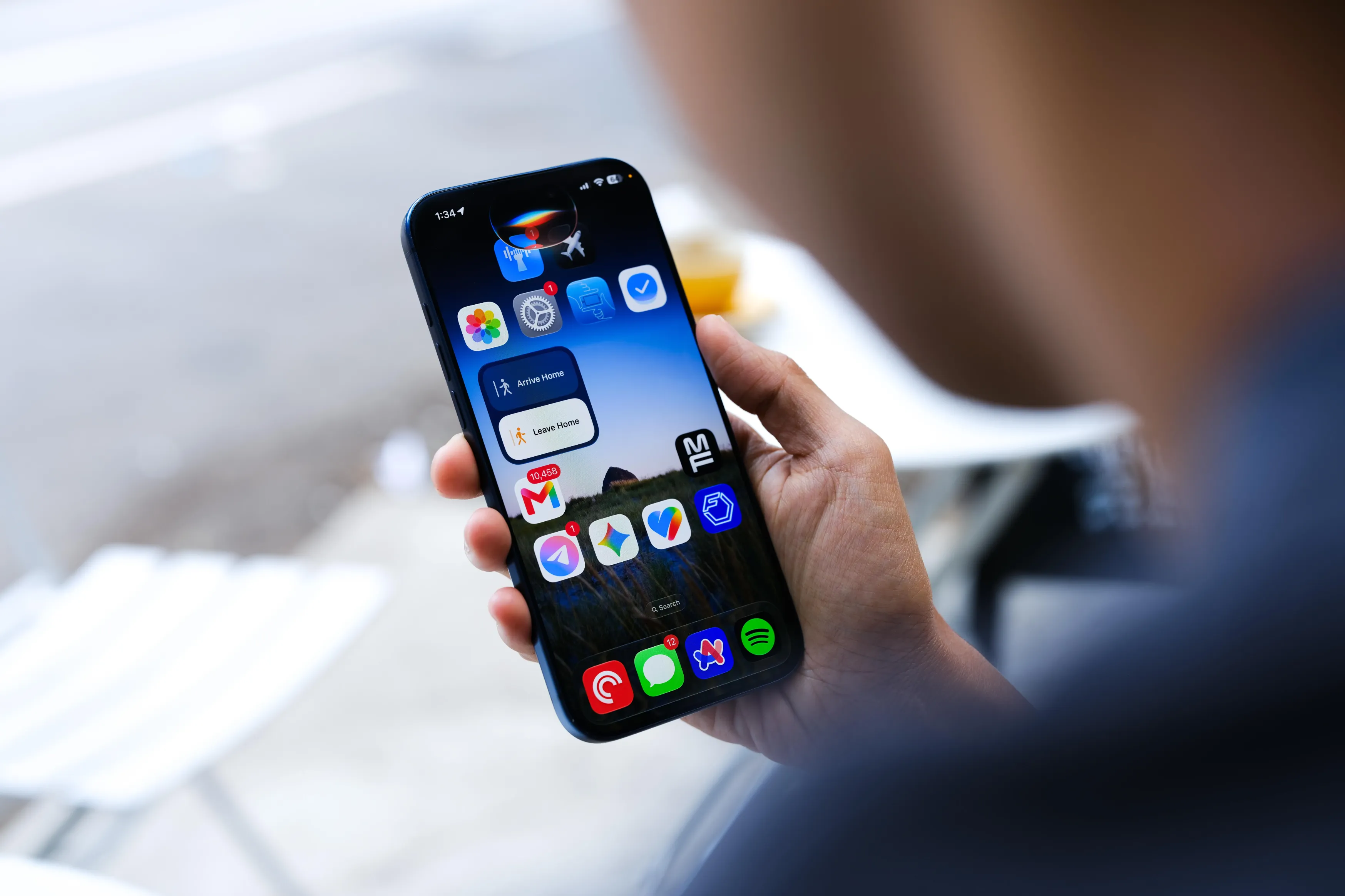 سیستم‌عامل iOS ۲۷