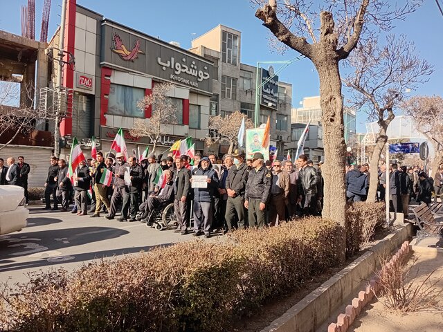 راهپیمایی سراسری در ایران اسلامی؛ ملت ایران با حضور حماسی اقدامات اغتشاشگران مسلح را محکوم کردند