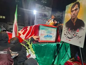 وداع با پیکر شهید سردار شهید جواد باقری 