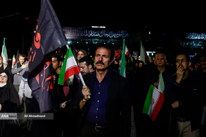 مراسم عزاداری در سوگ رهبر شهید انقلاب - میدان هفت تیر
