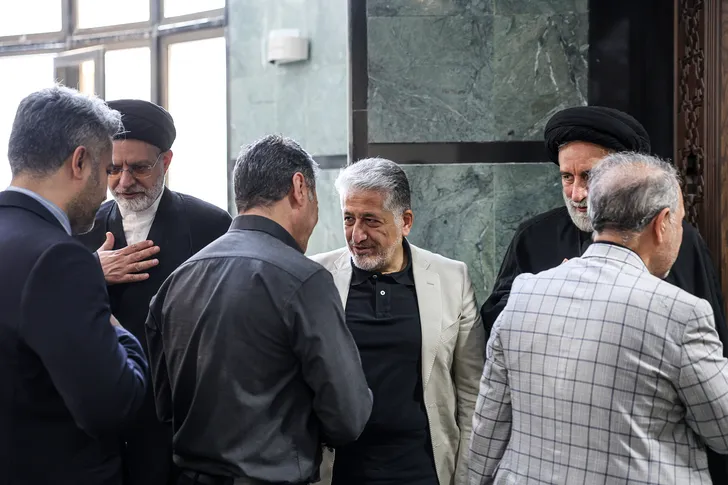 Islamic Azad University holds memorial ceremony for martyred leader