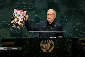 دکتر مسعود پزشکیان رئیس&zwnj;جمهوری اسلامی ایران در سخنرانی خود در هشتاد و یکمین مجمع عمومی سازمان ملل متحد، با اشاره به اتهاماتی که رئیس جمهور آمریکا علیه ایران مطرح کرد، گفت: ما تروریست نیستیم؛ ما قربانی تروریسم هستیم،رئیس جمهور با اشاره به حملات انجام&zwnj;شده علیه ایران اظهار کرد: رهبر ما را بدون هیچ دلیل و برهانی ترور کردند و در حملات صورت&zwnj;گرفته، مدارس، مراکز ورزشی، بیمارستان&zwnj;ها، دانشگاه&zwnj;ها، پل&zwnj;ها و زیرساخت&zwnj;های کشور هدف قرار گرفته&zwnj;اند