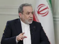 بررسی اوضاع منطقه در گفت‌وگوی تلفنی عراقچی با همتایان پاکستانی و عمانی