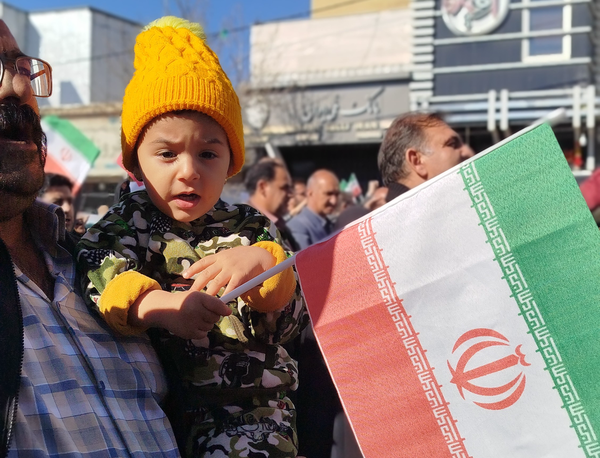 فیلم و عکس| راهپیمایی سراسری در ایران اسلامی؛ مردم با حضور حماسی اقدامات اغتشاشگران مسلح را محکوم کردند