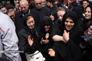  زیارت اهل قبور در پنجشنبه آخر سال 