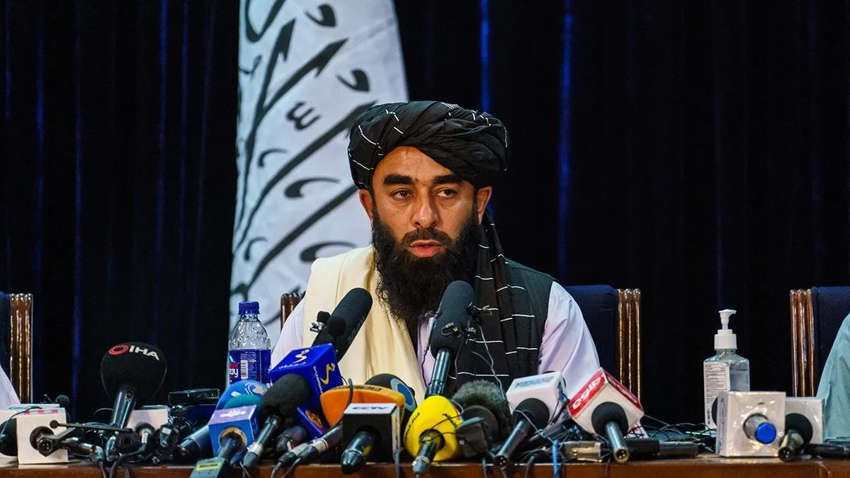 ذبیح الله مجاهد سخنگوی ارشد حکومت طالبان