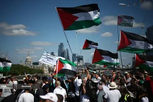 تداوم تظاهرات در کشورهای جهان در محکومیت سیاست گرسنگی دادن به مردم غزه