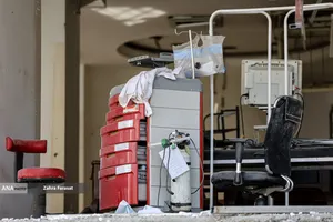 تجمع اعضای کادر درمان در محکومیت تجاوز آمریکا و رژیم صهیونیستی