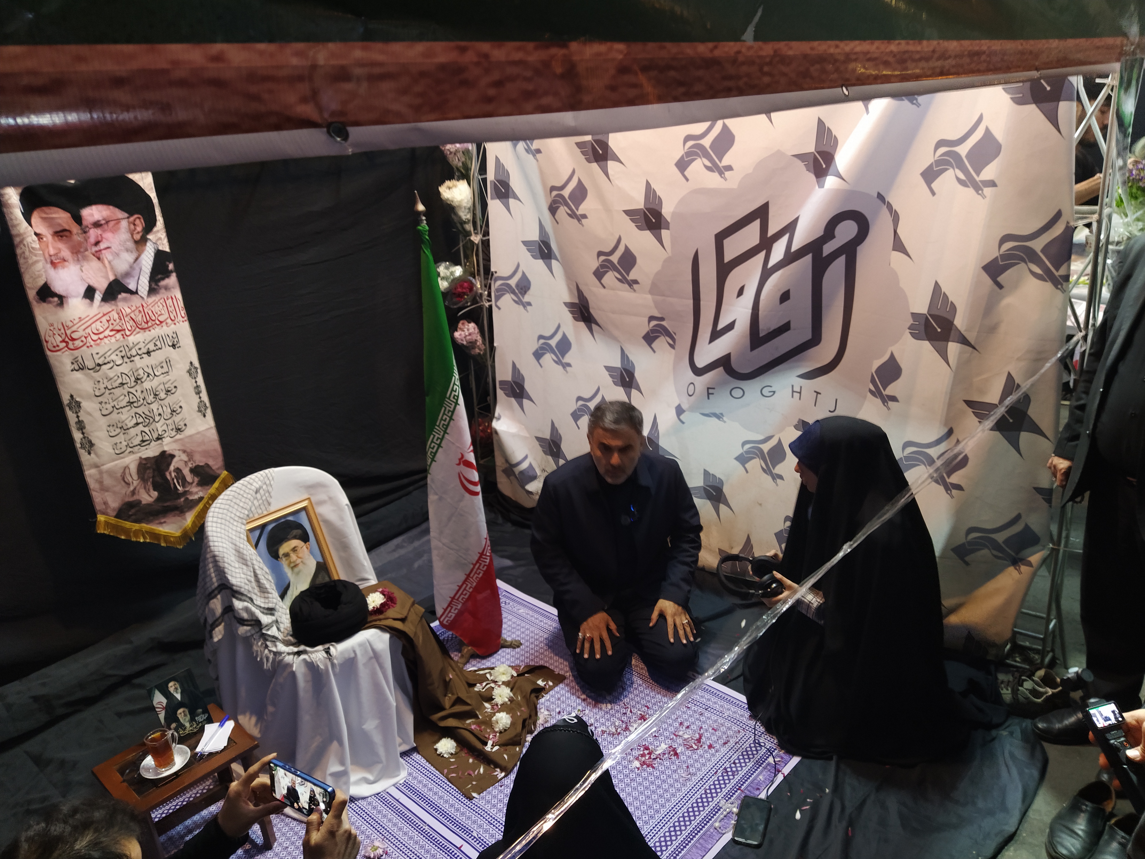 بازدید رئیس دانشگاه آزاد استان تهران از موکبهای دانشگاهیان در میادین پایتخت بازدید رئیس دانشگاه آزاد استان تهران از موکبهای دانشگاهیان در میادین پایتخت