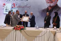 استاد حسن خجسته تجلیل شد/ بر منصب استادی، از دولتِ معلمی