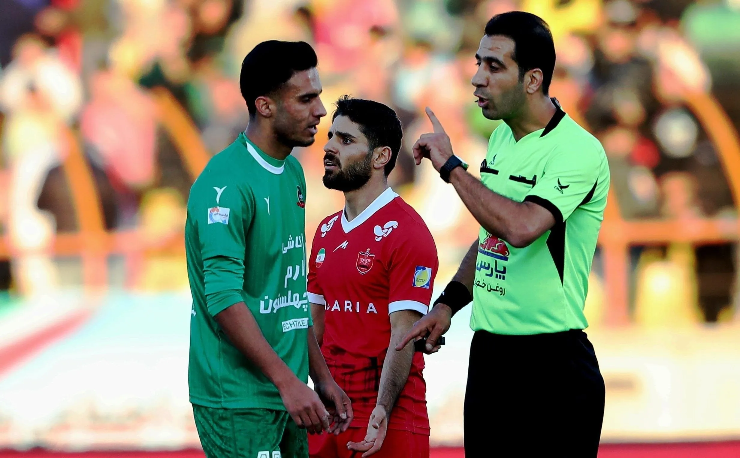 شمس آذر و پرسپولیس