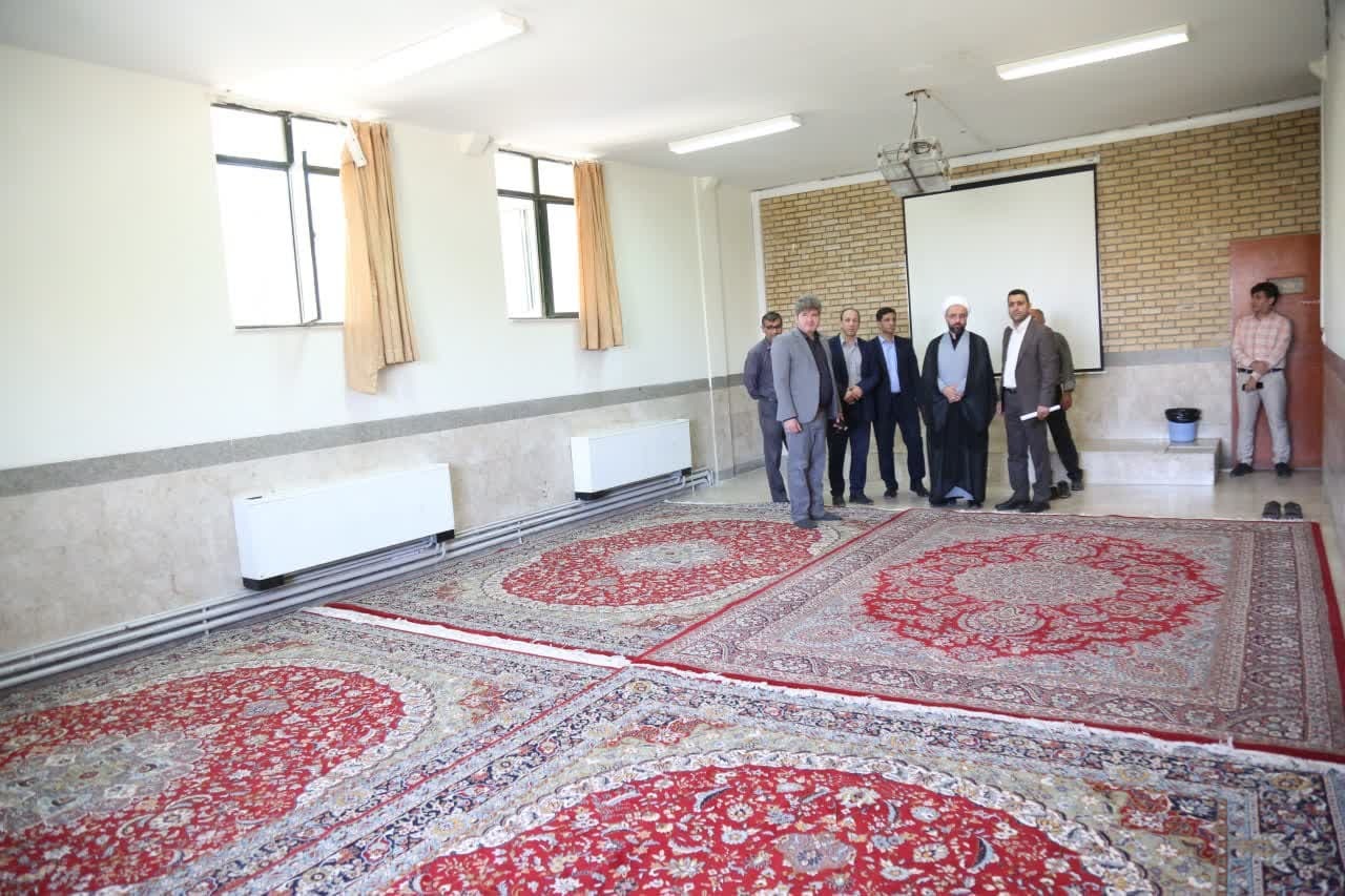 بازدید مسئولان دانشگاه آزاد کرمانشاه از موکب اربعین