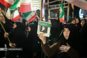 اجتماع مردم ساری در حمایت از رهبر انقلاب و نیرو&zwnj;های مسلح