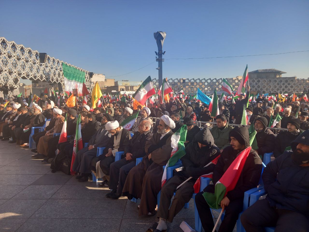 آغاز تجمع گرامیداشت حماسه ۹ دی در میدان امام حسین (ع)