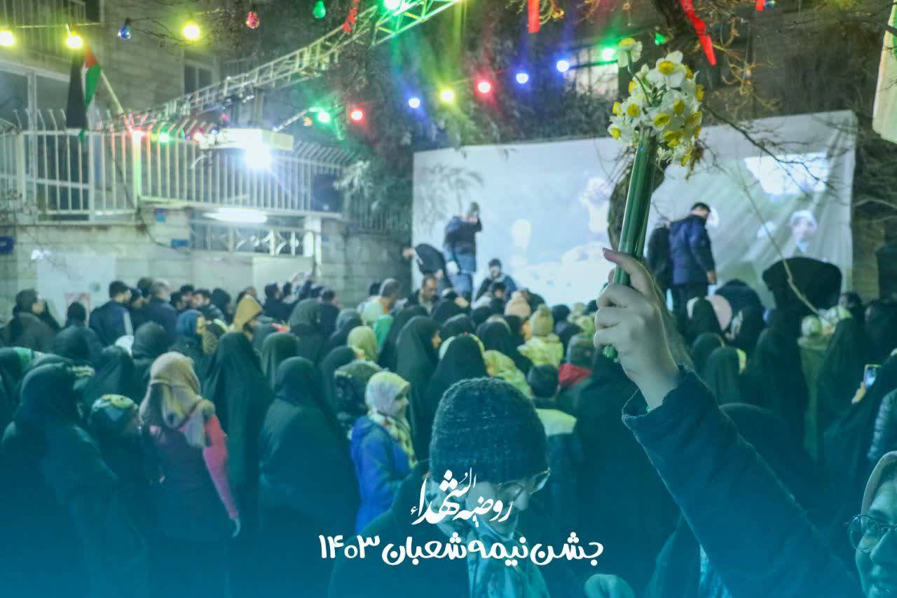 هیأت روضه‌الشهدا جشن انتظار را به کوچه‌های شهر می‌آورد