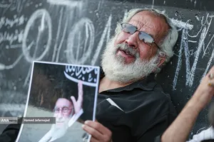 مراسم وداع با رهبر شهید انقلاب حضرت آیت الله سیدعلی خامنه&zwnj;ای (ره) و خانواده ایشان