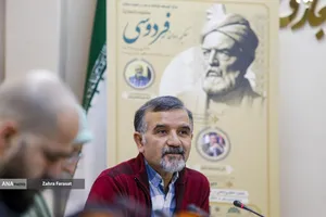 جمال رحمتی دبیر بخش تصویرسازی 