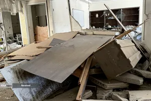 در پی تجاوز جنایتکاران آمریکایی-صهیونی به مناطق مسکونی اصفهان، گروه های جهادی از لحظات ابتدایی وقوع این جنایت، در کنار امدادگران مشغول خدمت رسانی، آواربرداری و بازسازی منازل آسیب دیده مردم هستند.