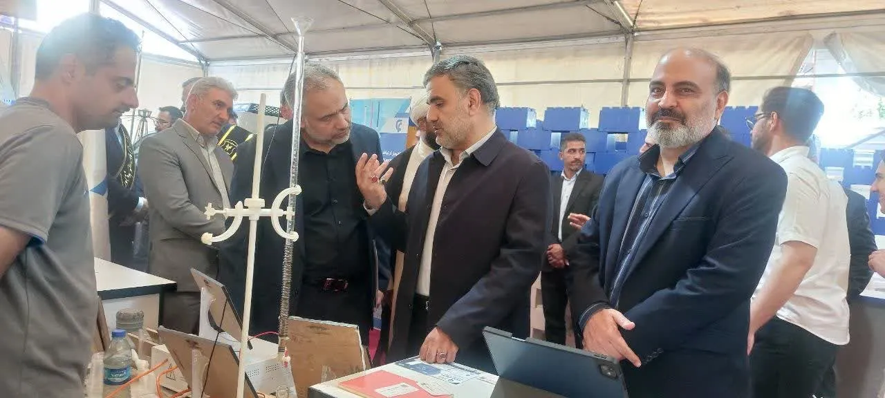 بازدید رئیس دانشگاه آزاد اسلامی استان تهران از نمایشگاه اینوتکس ۲۰۲۶