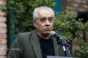 خسرو والی&zwnj;زاده، برادرزاده منوچهر والی&zwnj;زاده