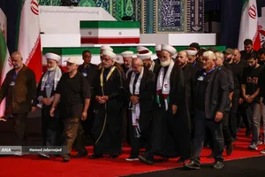 ادای احترام ادیان مختلف بر پیکر رهبر مجاهد شهید انقلاب
