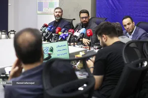 نشست خبری مهدی قمی شهردار منطقه 11 تهران