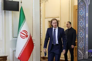 نشست وزیر امور خارجه با سفرا و نمایندگی های سیاسی در تهران