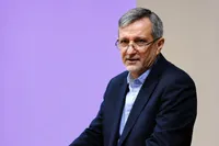 خاکی‌صدیق: زمان ابلاغ آیین‌نامه جدید ارتقای اساتید مشخص نیست/ ارائه متن مشترک دو وزارتخانه و دانشگاه آزاد به شورای عالی انقلاب فرهنگی