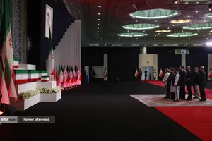 ادای احترام ادیان مختلف بر پیکر رهبر مجاهد شهید انقلاب
