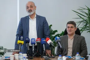 قدیر قیافه نایب&zwnj;رئیس اتاق بازرگانی، صنایع، معادن و کشاورزی ایران و علی چاغروند رئیس ستاد اکسپو اتاق بازرگانی ایران